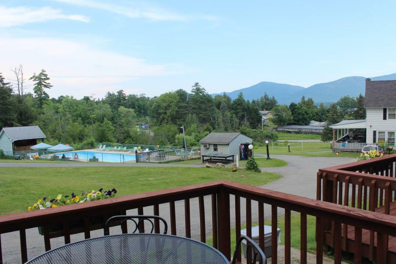 Blue Lagoon Resort Lake George Exterior foto